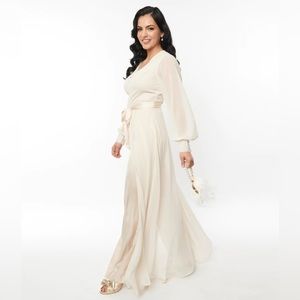 Brand New Never Worn Unique Vintage Ivory Jumpsuit Size L